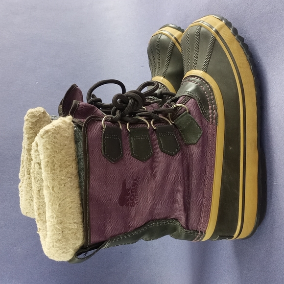 Sorel WOMEN'S WINTER CARNIVAL Boots NL 1495-518 Purple